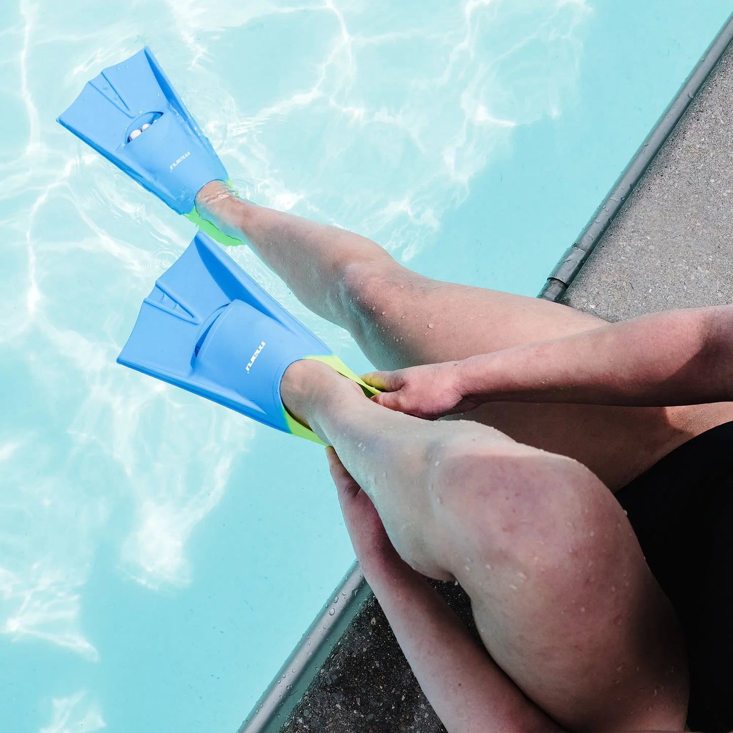 Maru Swimming Training Fins - Blue/Lime