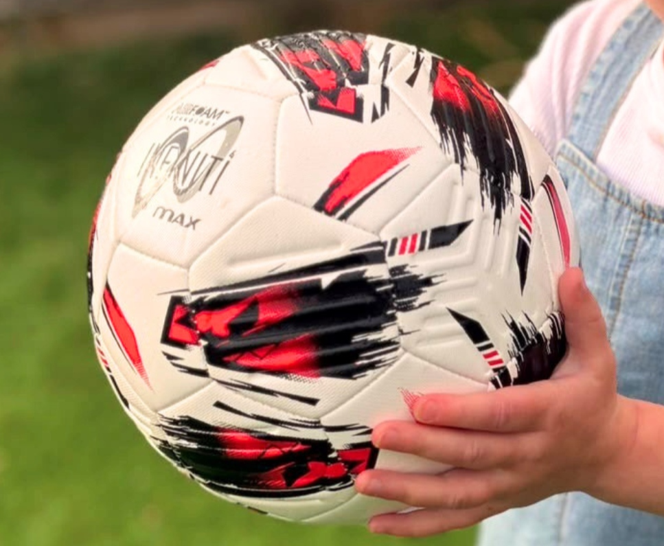 Samba Infiniti Midi Ball - White/Black/Red
