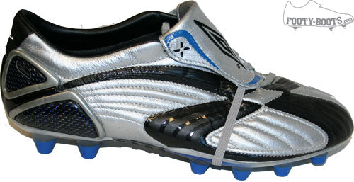 CLEARANCE Umbro X Destroyer HG Junior Football Boots