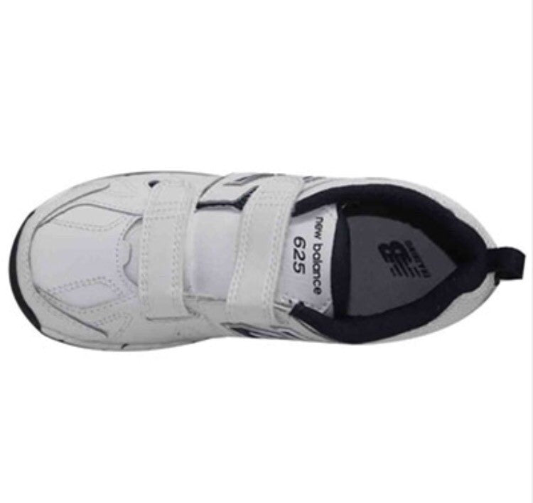 New Balance 625 junior cross trainers