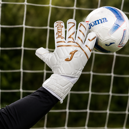 Joma GOALKEEPER GLOVES GK PRO White / Gold