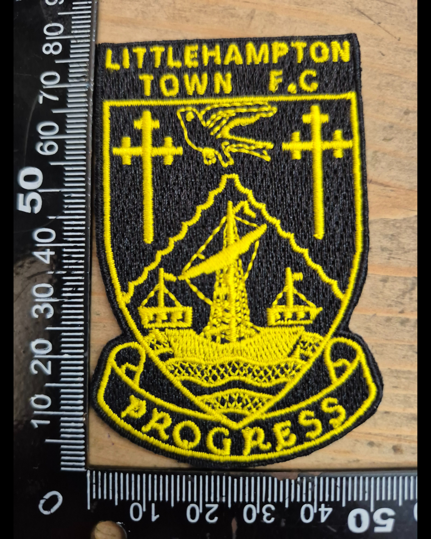 Littlehampton Town FC Heat-On Embroidered Club Badge – 80mm x 50mm (Single)