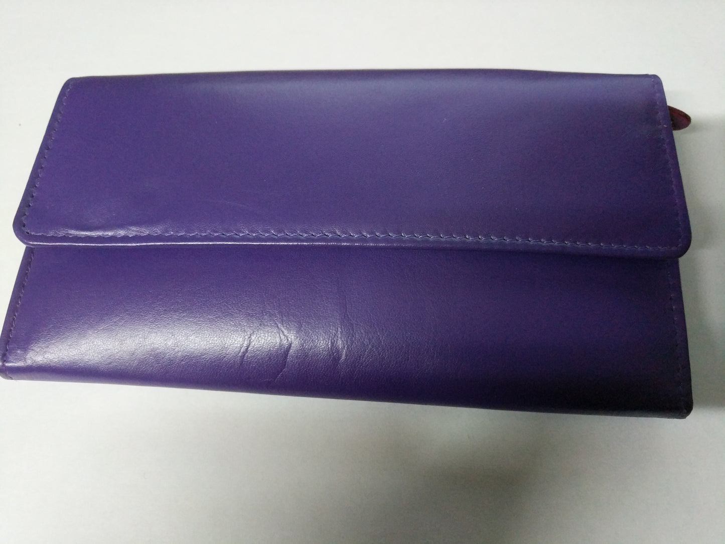 Dominique soft leather purse holds 13 credit cards! various colours