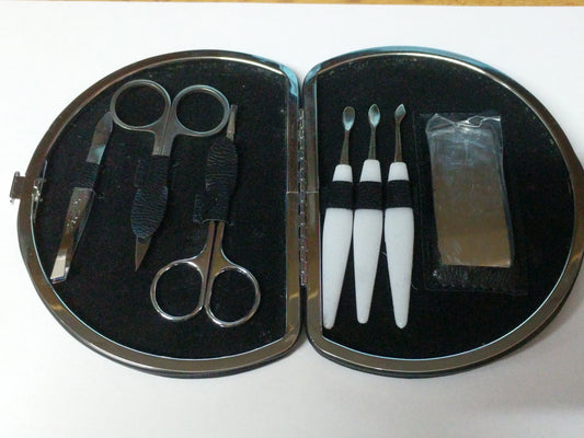 Manicure Set 7 piece including mirror. In case