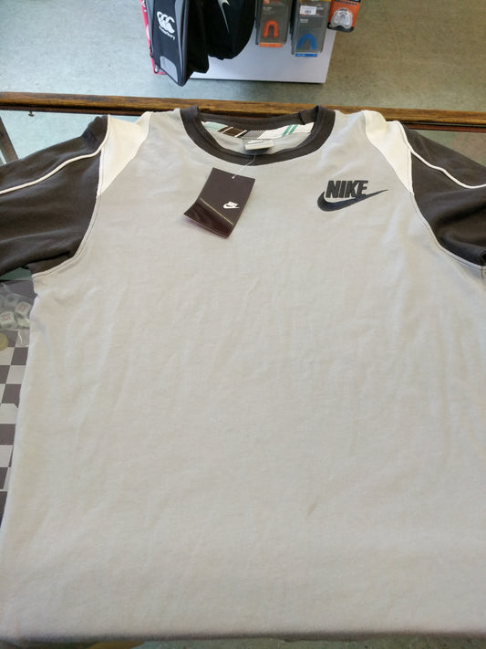 Nike short sleevd grey and white mens shirt size small