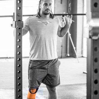 BEARHUG KNEE COMPRESSION SUPPORT SLEEVE FOR ARTHRITIC RELIEF & GENERAL PAIN RECOVERY - BAMBOO